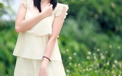 打美女屁股打到红gif动态图